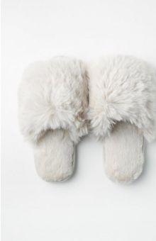 Women's Fuzzy Slippers